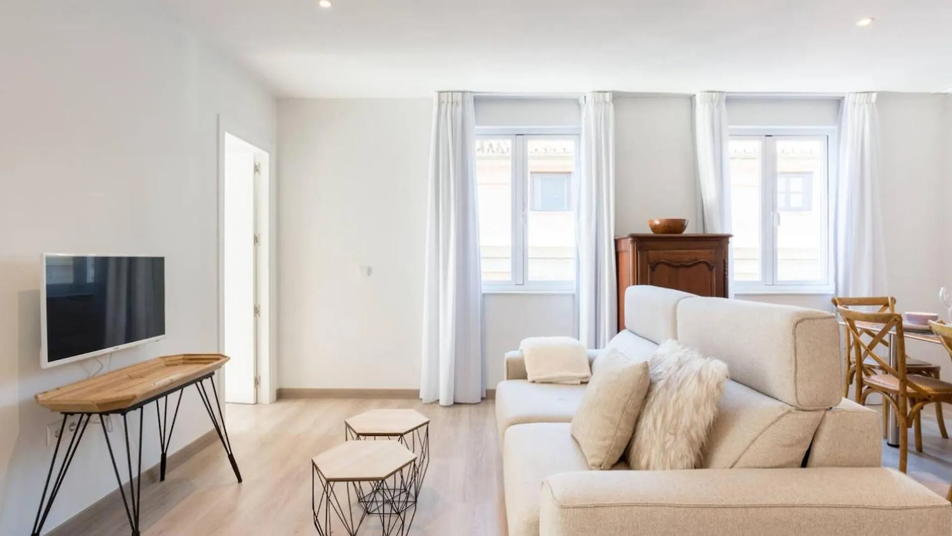 Ferienwohnung Sharingco Atarazanas Premium Málaga Apartment