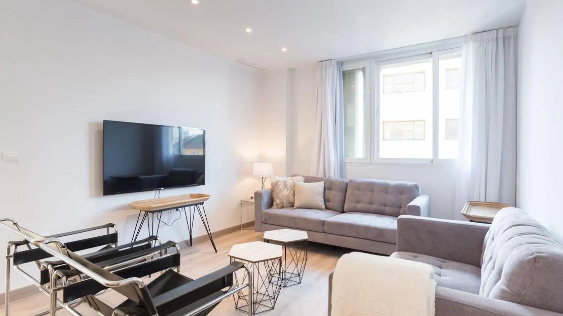 Apartment Ferienwohnung Sharingco Atarazanas Premium Málaga Spanien