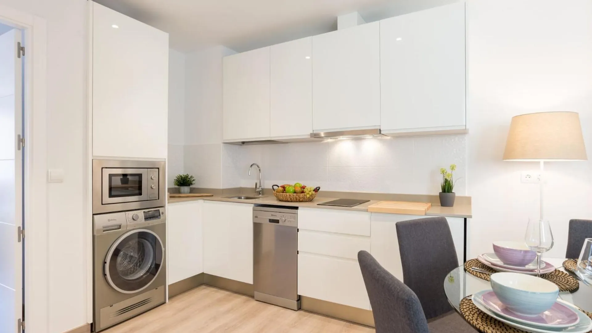 Ferienwohnung Sharingco Atarazanas Premium Málaga Apartment