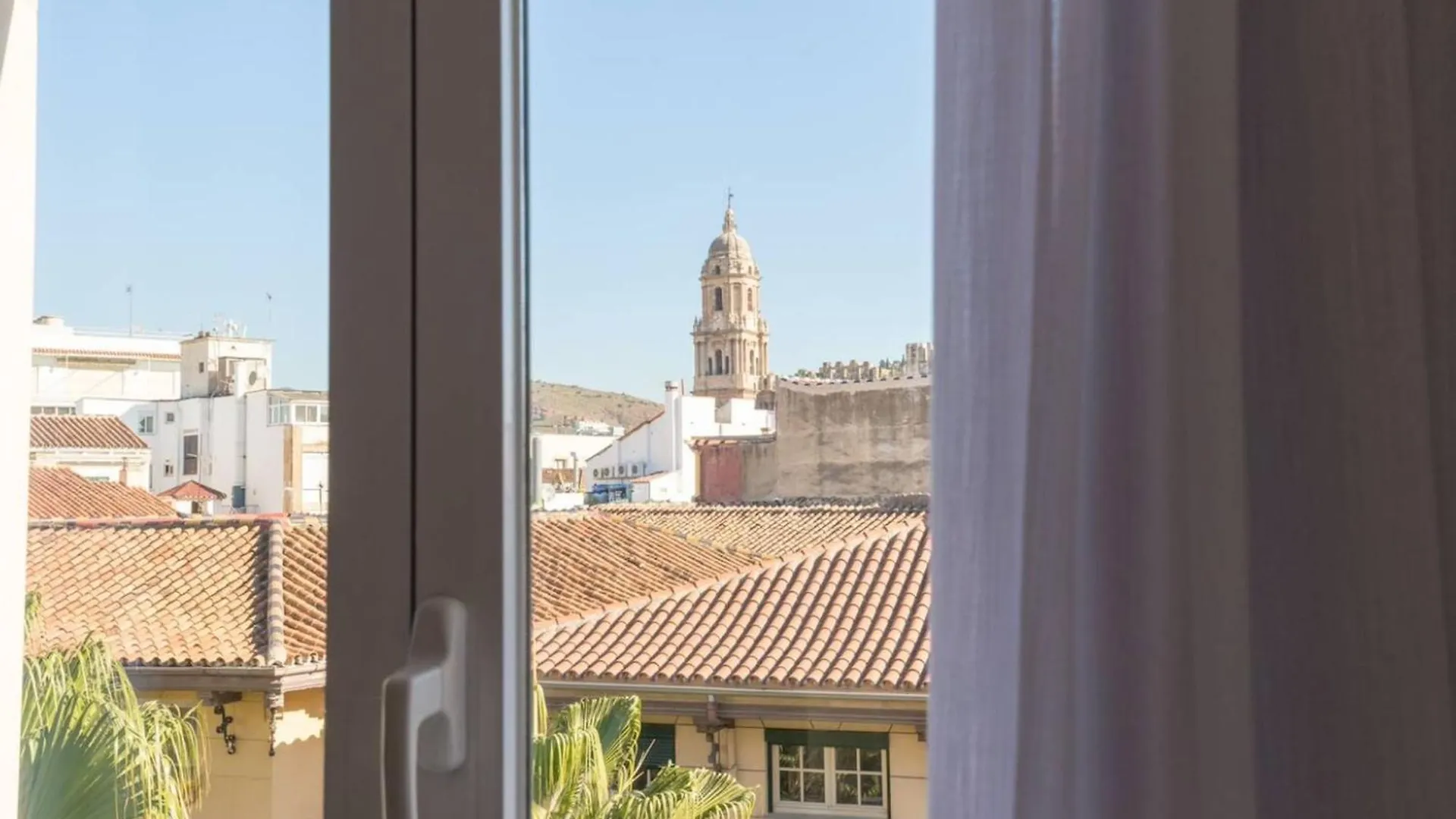 Ferienwohnung Sharingco Atarazanas Premium Málaga